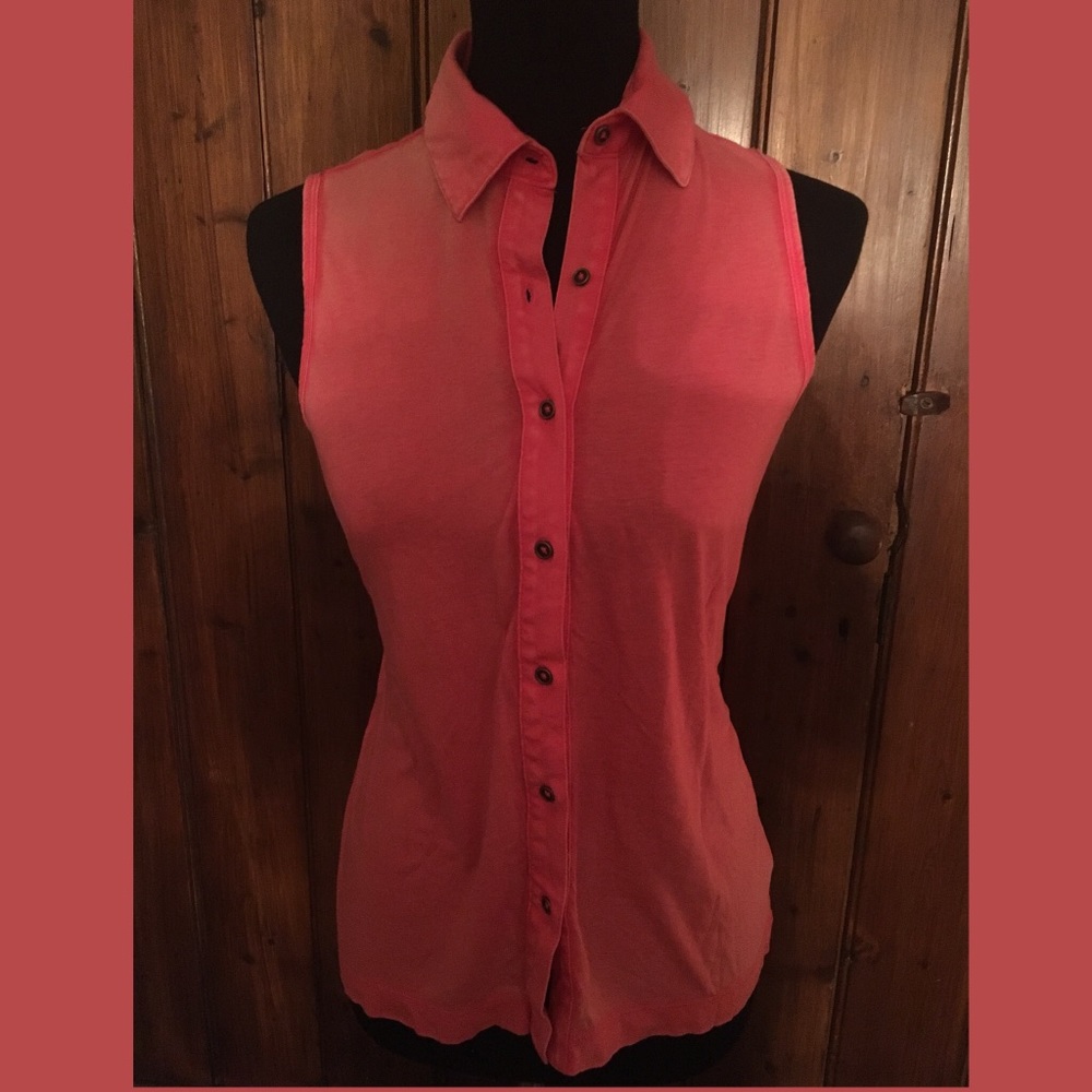 MOSSIMO TEE BUTTON DOWN TOP